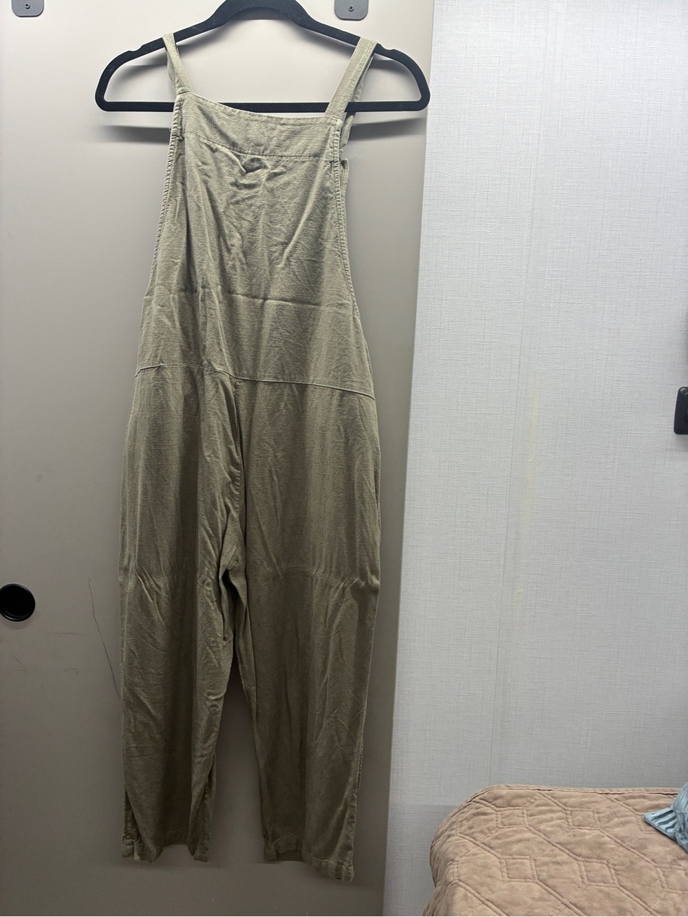 APRICOT Khaki Green Wide-Leg Strap Jumpsuit
